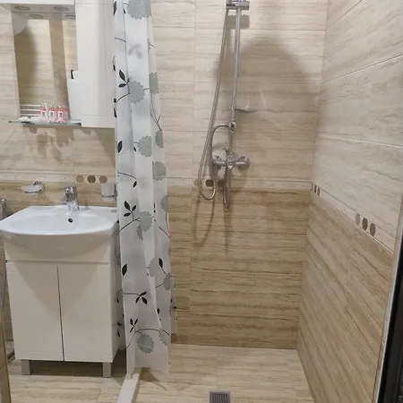 студиа за гости славяни 아파트