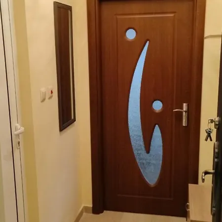 아파트 студиа за гости славяни