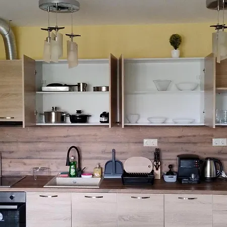 студиа за гости славяни Appartement *