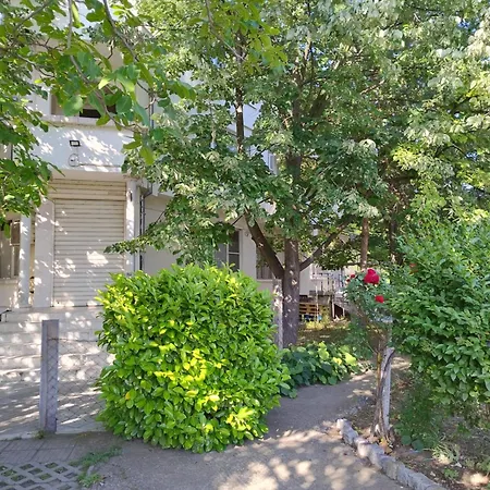 студиа за гости славяни * Yambol