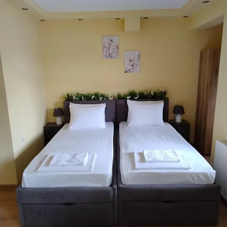 아파트 студиа за гости славяни