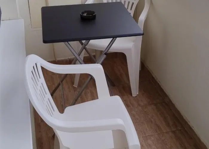 студиа за гости славяни * Ямбол