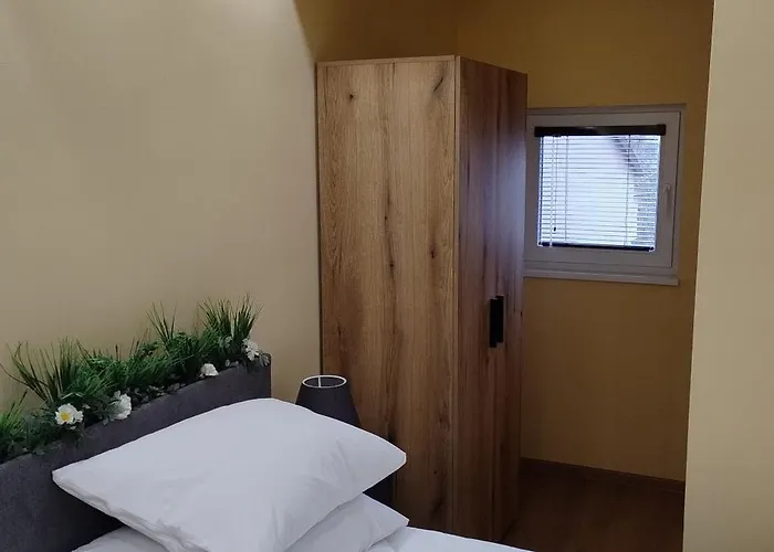 студиа за гости славяни Апартамент Ямбол