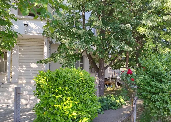 студиа за гости славяни * Ямбол